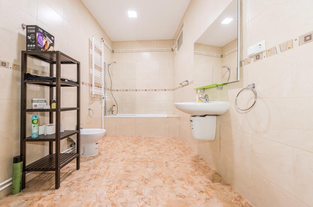 Grand Latina Apartment มาดริด ห้อง รูปภาพ